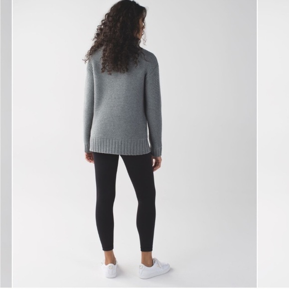 Lululemon Karma Kurmasana Merino Wool Grey Cozy Sweater - Picture 2 of 11